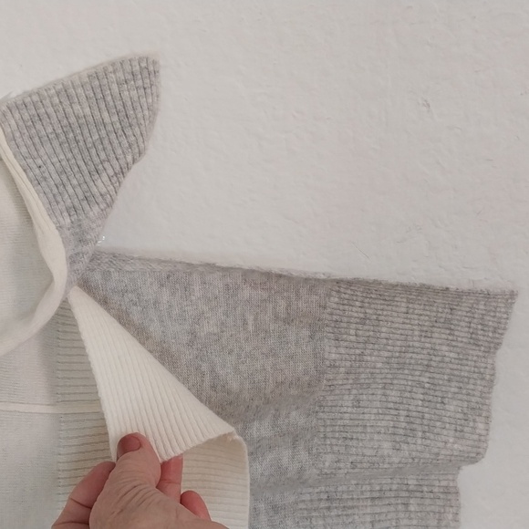 CIRANA SWEATER Grunge Drapey Longer Back Cream Gray HI LO Hem - Picture 13 of 16